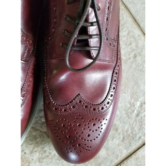 HUGO BOSS leather wing tips SHOES - Made in Italy - Size 42 main image 4